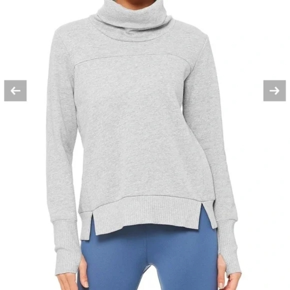 ALO Yoga Haze Funnel neck Light Gray Sweater